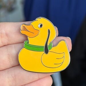 Disney Parks Ducks of Disney 2024/2025 Pluto Duck Mystery Pin
